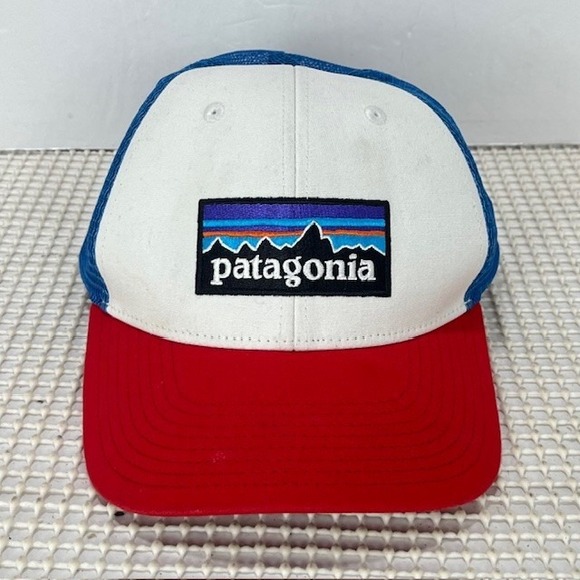Men's Patagonia Trucker Hat White/Blue/Red - Picture 1 of 10